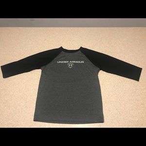 Under Armour 3/4 length sleeve shirt. Youth Large